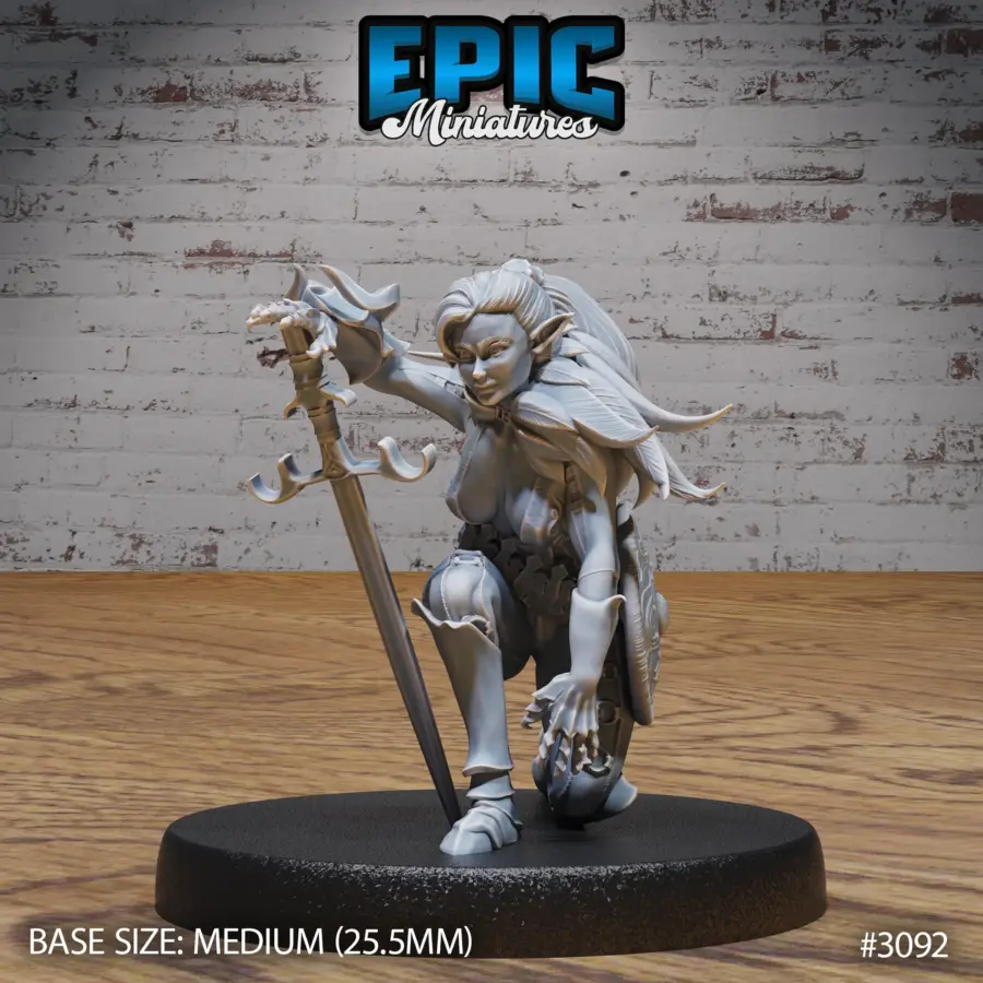 Elf Fighter Female Player Cahracter Kneel (Medium)