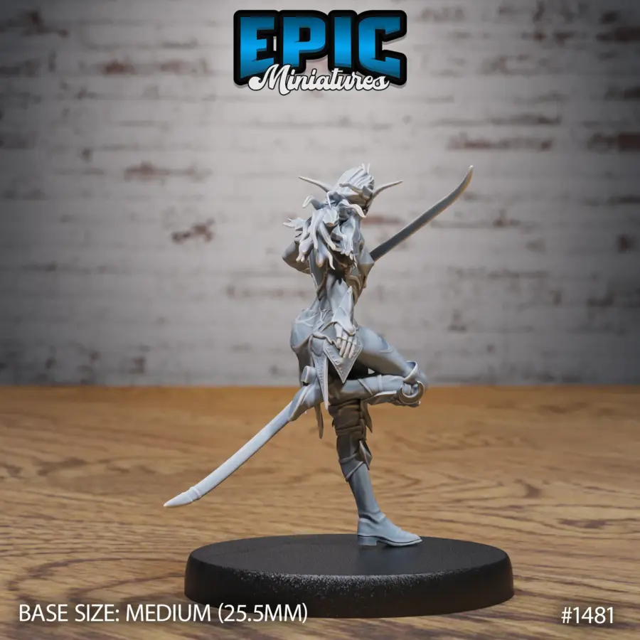 Elven Moon Runner Defending (Medium) - Image 2