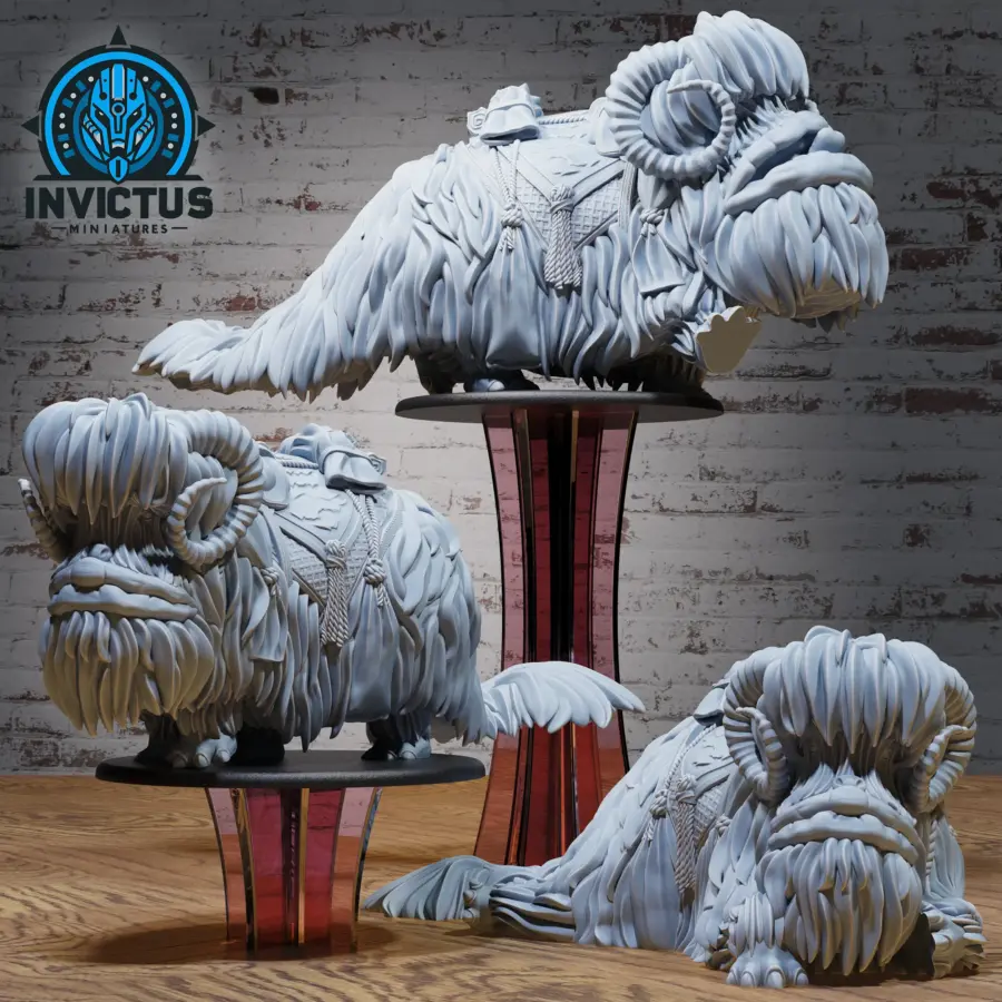 Fluffy Beast (Huge) - 2 versions / Fluffy Beast Running (Huge) - 2 versions / Fluffy Beast Laying (Huge) - 2 versions Set